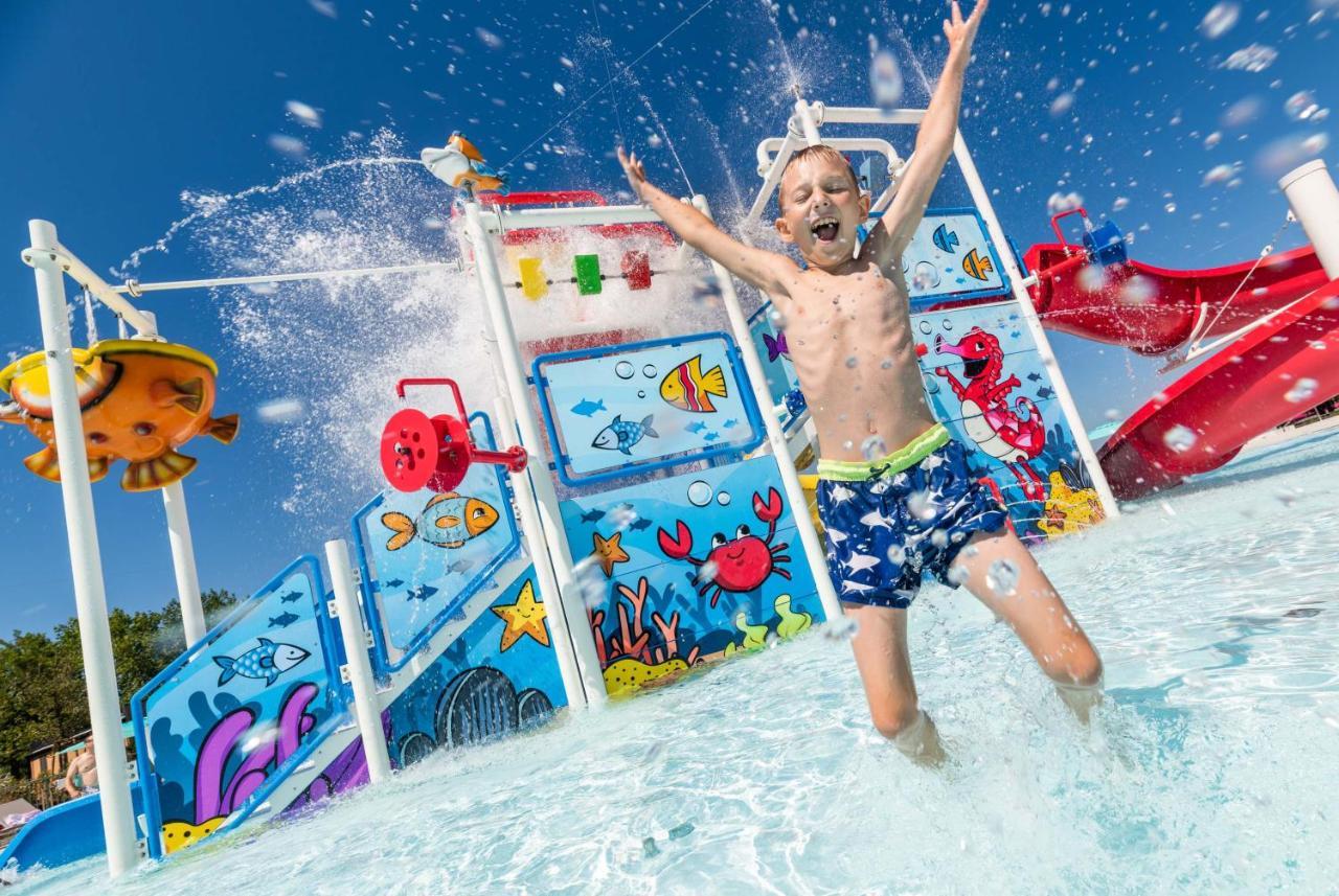Mobile Homes Premium Relax Park Umag By Camp4you Karigador